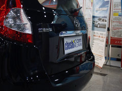 2011款 1.8 手动 豪华型 5座