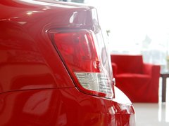 2011款 2.5L 自动 豪华版