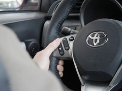 2011款 2.5L 自动 豪华版