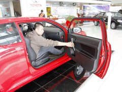 2011款 2.5L 自动 豪华版