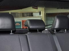 2011款 2.5L 自动 豪华版