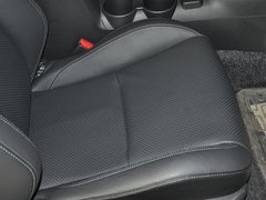 2011款 2.5L 自动 豪华版