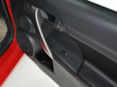 2011款 2.5L 自动 豪华版