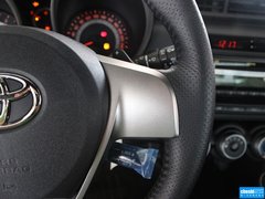 2011款 2.5L 自动 豪华版