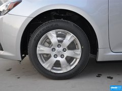 2011款 2.5L 自动 豪华版