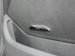 2011款 RCZ 1.6T 自动 时尚型