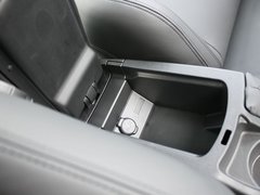2011款 RCZ 1.6T 自动 时尚型