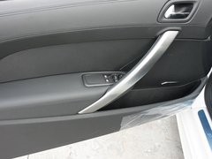 2011款 RCZ 1.6T 自动 时尚型