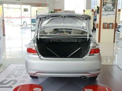 2011款 1.3L 自动 舒适型