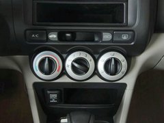 2011款 1.3L 自动 舒适型