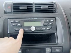 2011款 1.3L 自动 舒适型