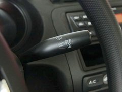 2011款 1.3L 自动 舒适型