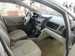 2011款 1.3L 自动 舒适型