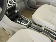 2011款 1.3L 自动 舒适型