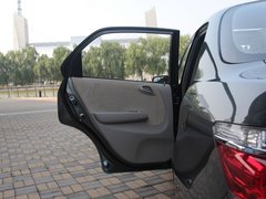 2011款 1.3L 自动 舒适型