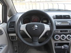 2011款 1.3L 自动 舒适型