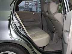 2011款 1.3L 自动 舒适型