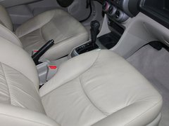 2011款 1.3L 自动 舒适型