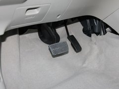2011款 1.3L 自动 舒适型