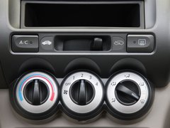 2011款 1.3L 自动 舒适型