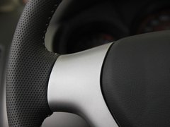 2011款 1.3L 自动 舒适型