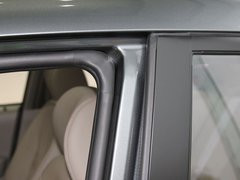 2011款 1.3L 自动 舒适型