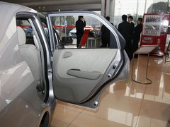 2011款 1.3L 自动 舒适型