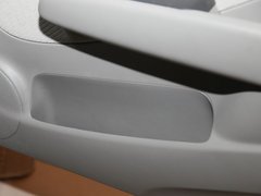 2011款 1.3L 自动 舒适型
