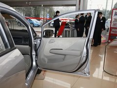 2011款 1.3L 自动 舒适型