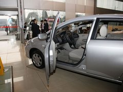 2011款 1.3L 自动 舒适型