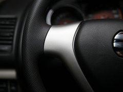 2011款 1.3L 自动 舒适型