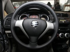 2011款 1.3L 自动 舒适型