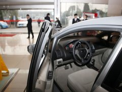 2011款 1.3L 自动 舒适型