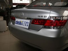 2011款 1.3L 自动 舒适型