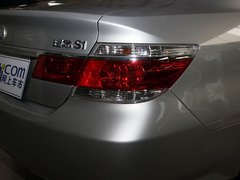 2011款 1.3L 自动 舒适型