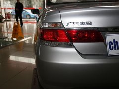 2011款 1.3L 自动 舒适型