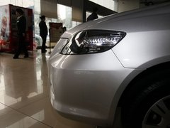 2011款 1.3L 自动 舒适型