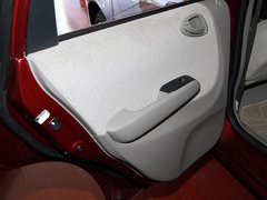2011款 1.3L 自动 舒适型