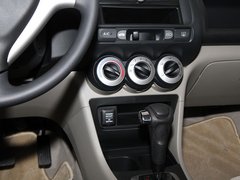 2011款 1.3L 自动 舒适型