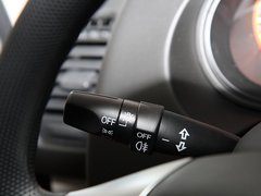 2011款 1.3L 自动 舒适型