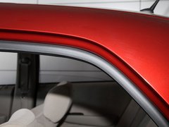 2011款 1.3L 自动 舒适型