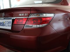 2011款 1.3L 自动 舒适型