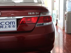 2011款 1.3L 自动 舒适型