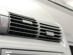 2011款 1.5L 自动 豪华版