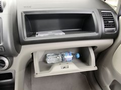 2011款 1.5L 自动 豪华版