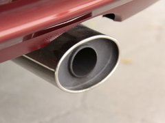 2011款 1.5L 自动 豪华版