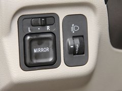 2011款 1.5L 自动 豪华版