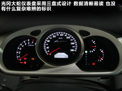 2010款 3.3L 自动 豪华型