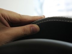 2010款 3.3L 自动 豪华型