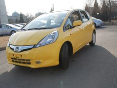 2011款 1.5L 自动 豪华版